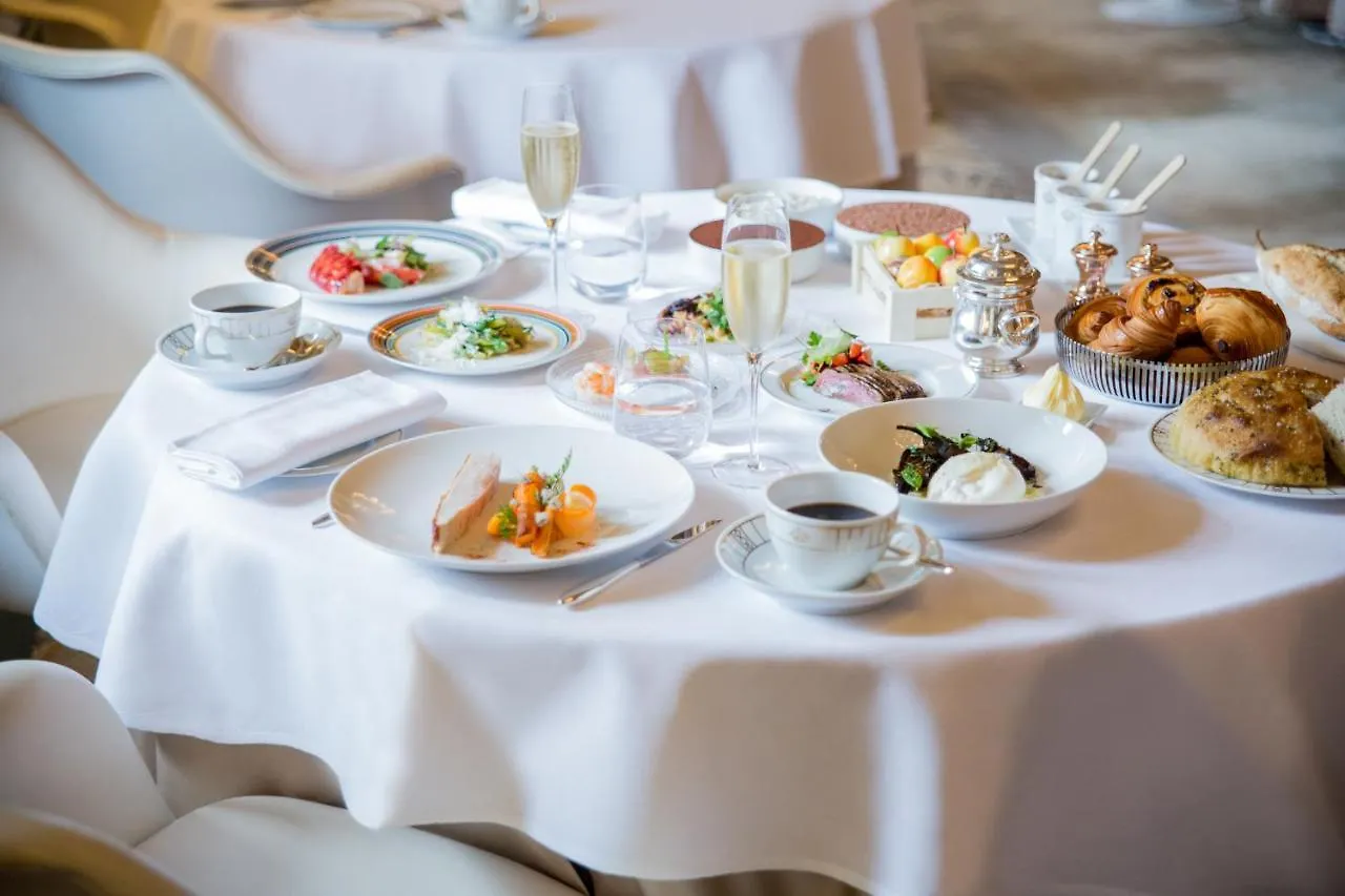 Le Meurice - Dorchester Collection מלון פריז