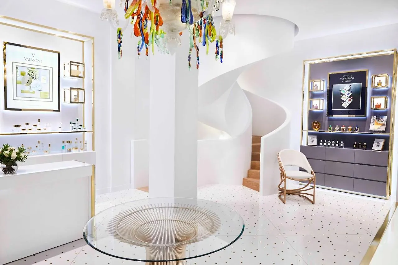 Le Meurice - Dorchester Collection מלון