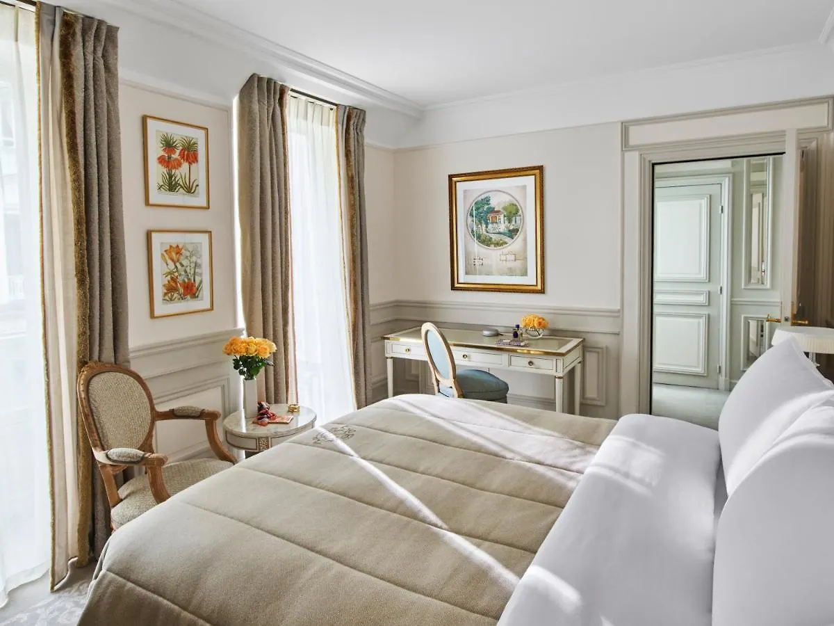 Le Meurice - Dorchester Collection מלון