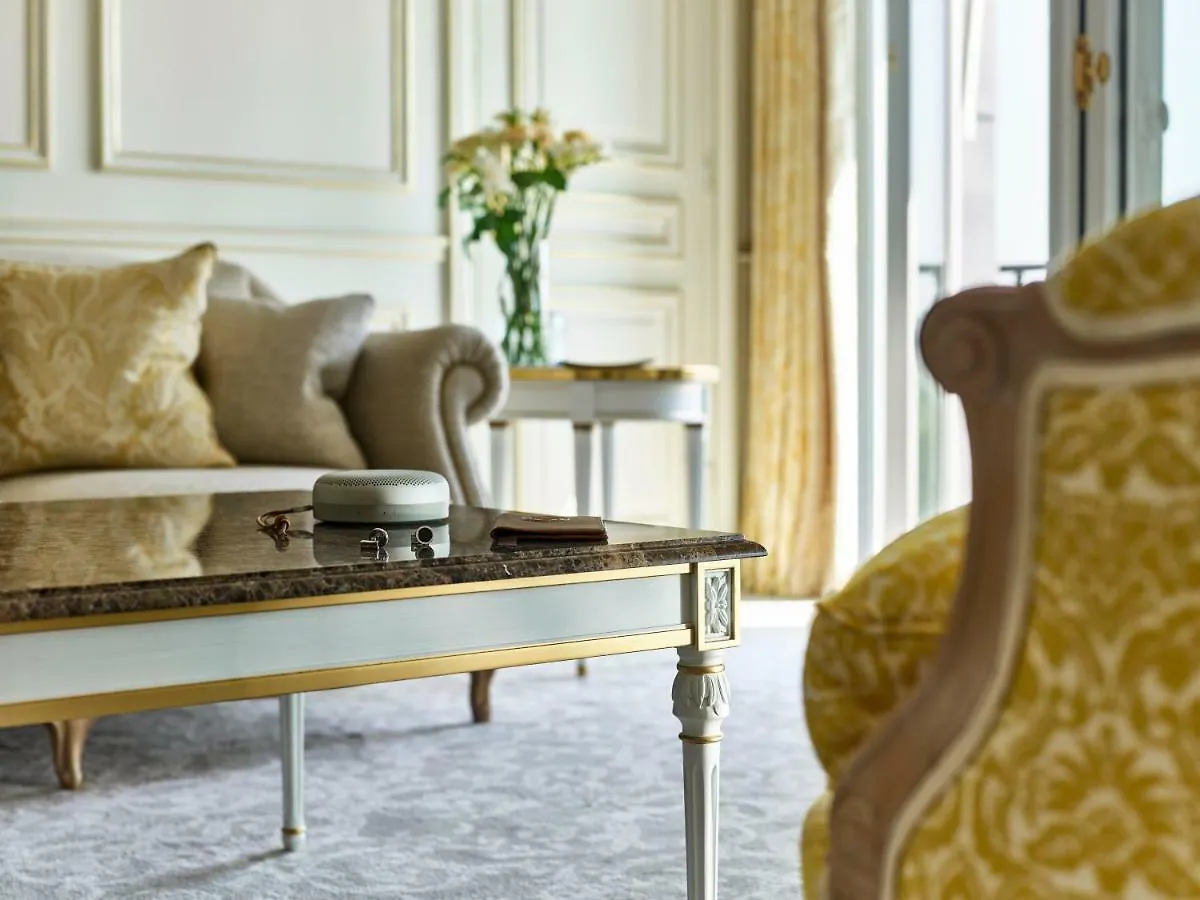 מלון Le Meurice - Dorchester Collection פריז